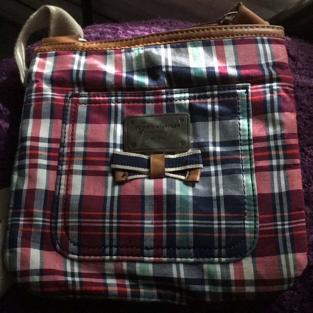 Tommy Hilfiger purse